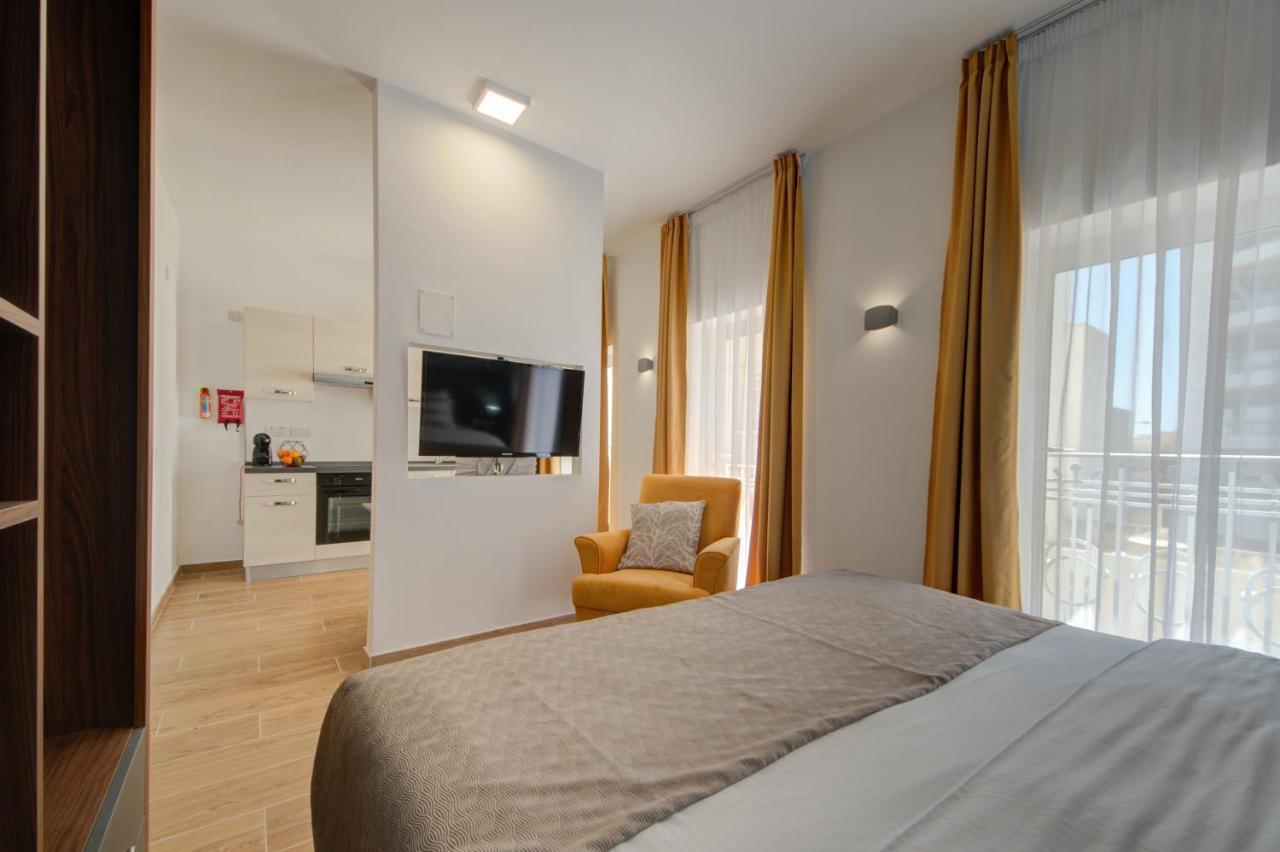 Marina Suites & Apartments - Self Catering - By Tritoni Hotels 그지라 외부 사진