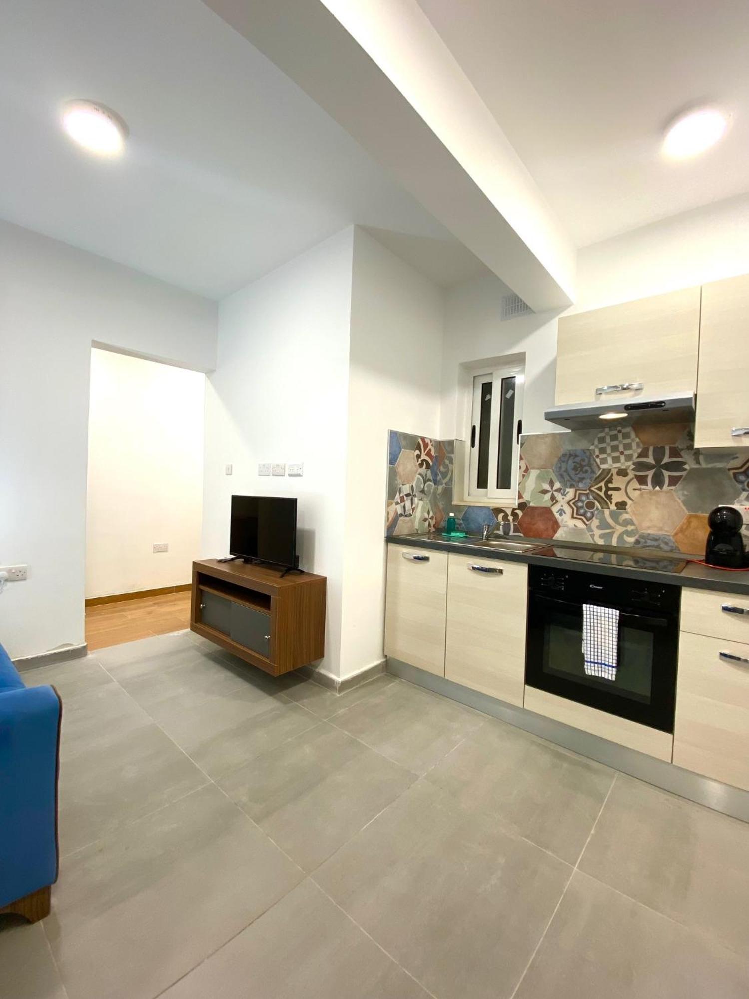 Marina Suites & Apartments - Self Catering - By Tritoni Hotels 그지라 외부 사진