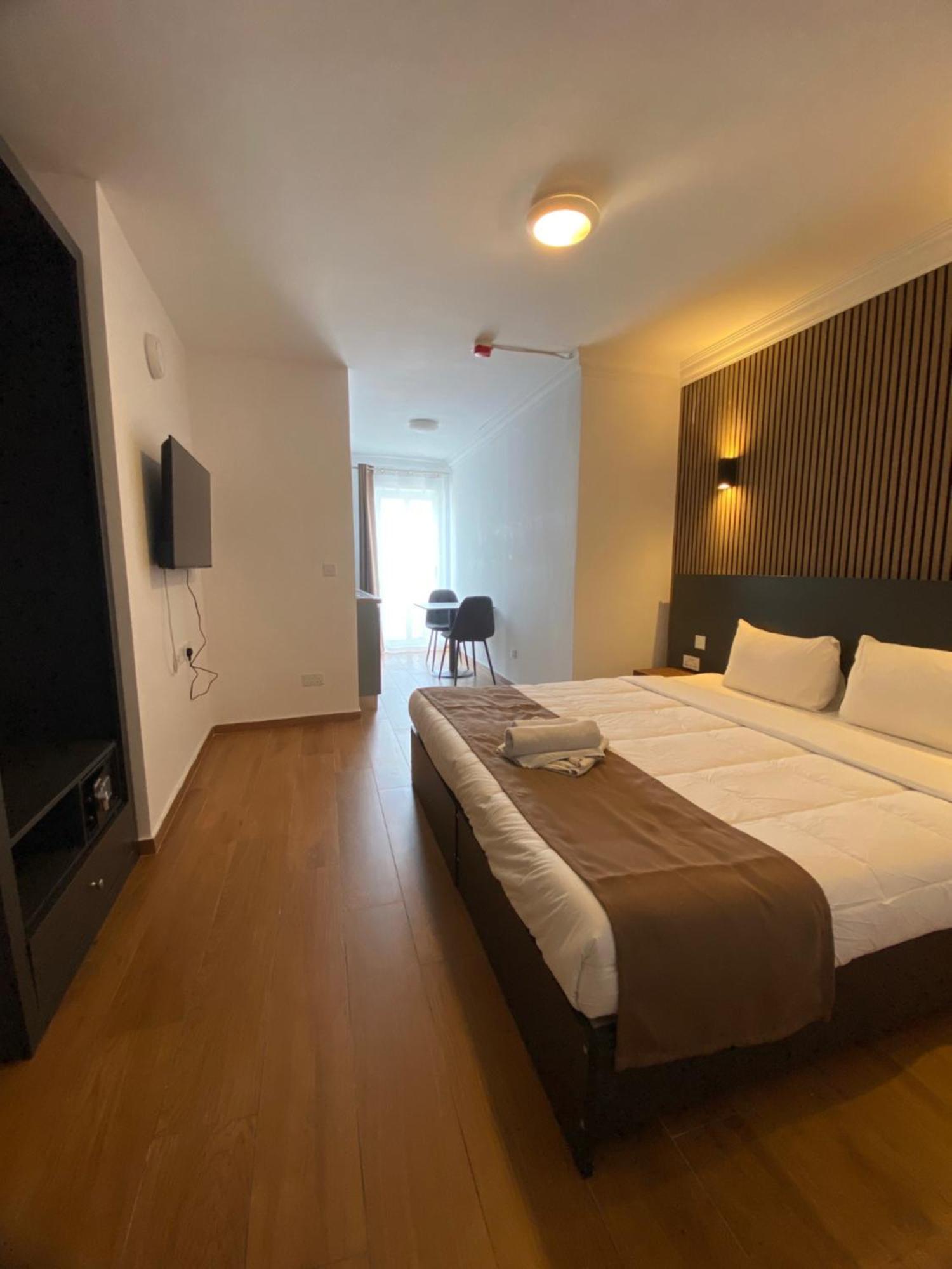 Marina Suites & Apartments - Self Catering - By Tritoni Hotels 그지라 외부 사진
